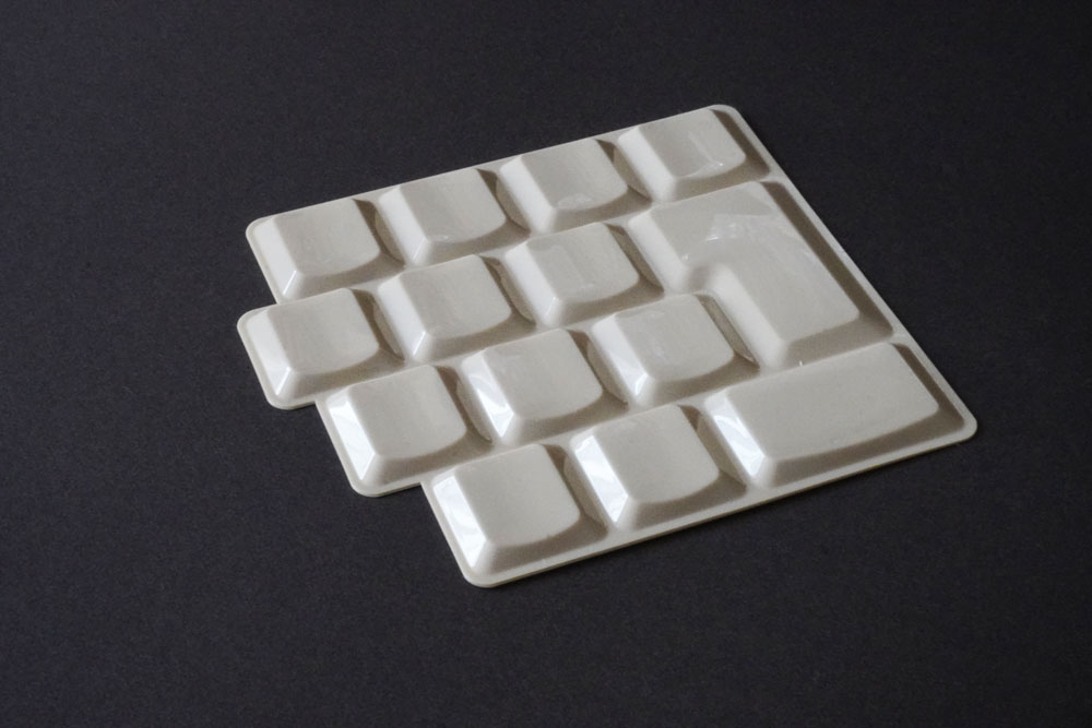 キーボードイメージ形状（PEEK）